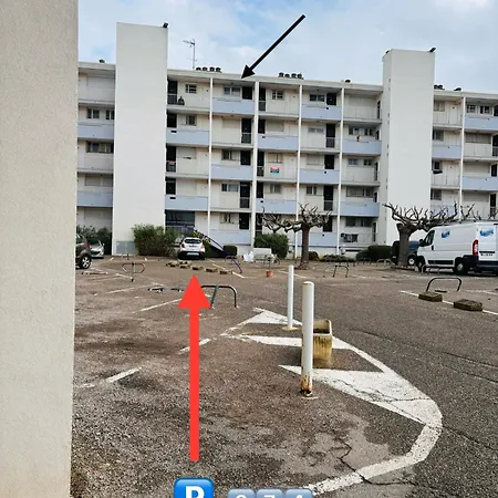Emplacement Ideal, Plage, Parking, Internet ! *