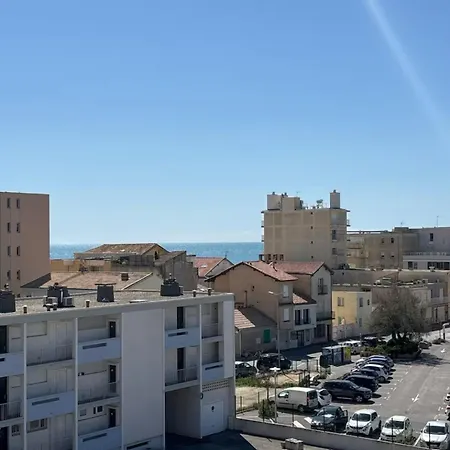 Emplacement Ideal, Plage, Parking, Internet ! Apartment *