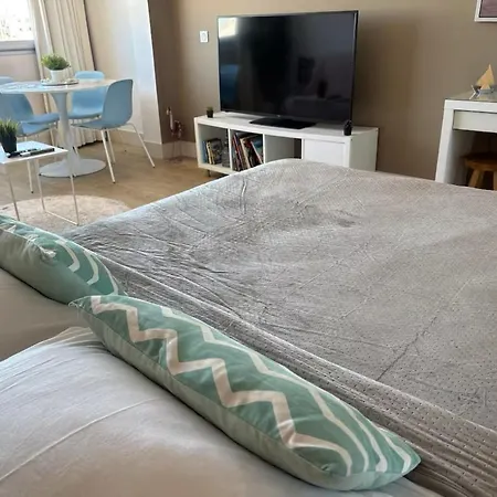 Apartment Emplacement Ideal, Plage, Parking, Internet ! *
